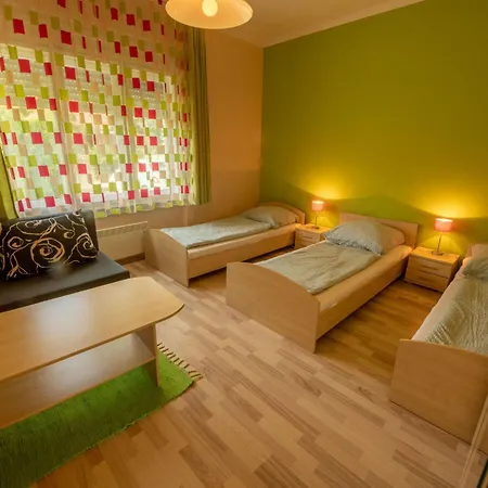 Privathaus Mit Pool Und Garten In By Interhome Σπίτι διακοπών *