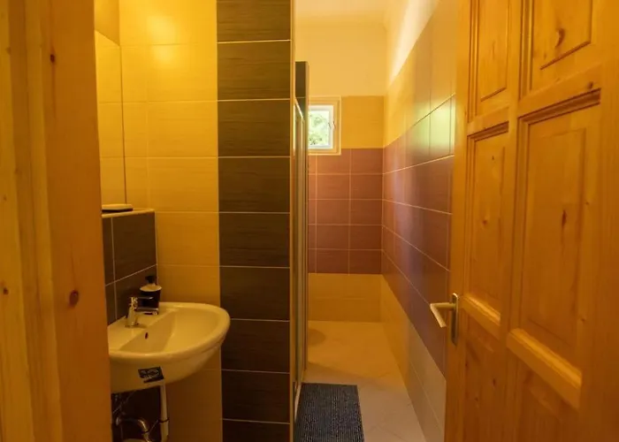 Privathaus Mit Pool Und Garten In By Interhome